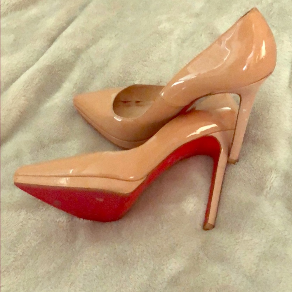 Nude Christian Louboutin size 38.5 high heals